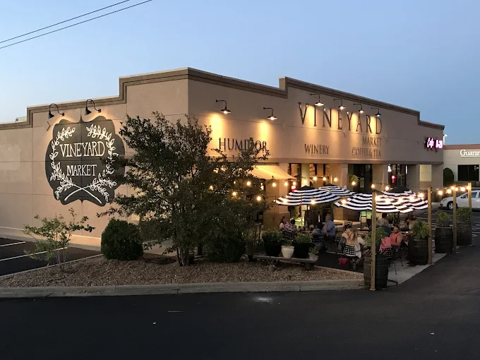 vineyard market one